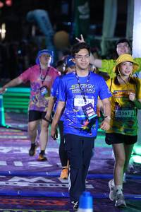 BIB: 3561
                            <button type="button" onclick="openModal(26260956)" class="btn btn-primary btn-sm float-right btn-popup" data-toggle="modal" data-target=".modal-high-quality">
                        <i class="fas fa-shopping-cart"></i> Add to Cart
                    </button>
                                            <button type="button" onclick="isThisMe(26260956, true)" class="btn btn-success btn-sm float-right btn-popup btn-isme hidden" data-toggle="tooltip" data-placement="bottom" title="นี่คือรูปของคุณใช่ไหม คลิกที่นี่เพื่อเอาเข้าอัลบั้ม">
                        <i class="fas fa-plus"></i> Add to album
                    </button>
                    <button type="button" onclick="isThisMe(26260956, false)" class="btn btn-warning btn-sm float-right btn-popup btn-isnotme hidden">
                        <i class="fas fa-ban"></i> Remove from album
                    </button>